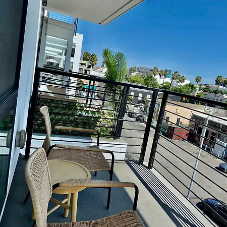 Cozy Apartment In Hollywood Los Angeles Exterior photo